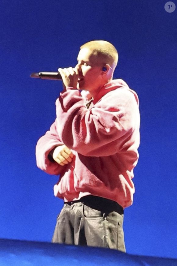 Le chanteur a assuré un show d’1h30 devant une foule conquise dans le désert californien…

Justin Bieber le deuxième jour du premier week-end du 2026 Coachella Valley Music and Arts Festival à Indio, en Californie. Le 11 avril 2026. © Backgrid USA / Bestimage