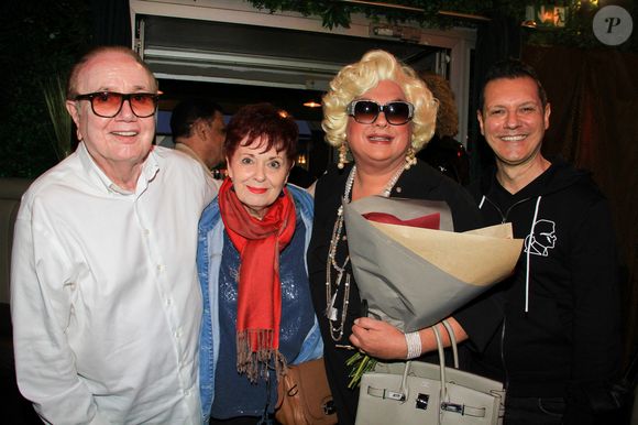 Michel Michel (patron du Banana Café), Fabienne Thibeault, Zize Dupanier lors de la soirée d'anniversaire de Jean-Luc Romero - Michel (62 ans)  au Banana Café à Paris le 30 juin 2021.

© Baldini / Bestimage