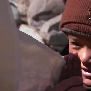 Gilbert Montagné sur le plateau de Vivement dimanche sur France 3.