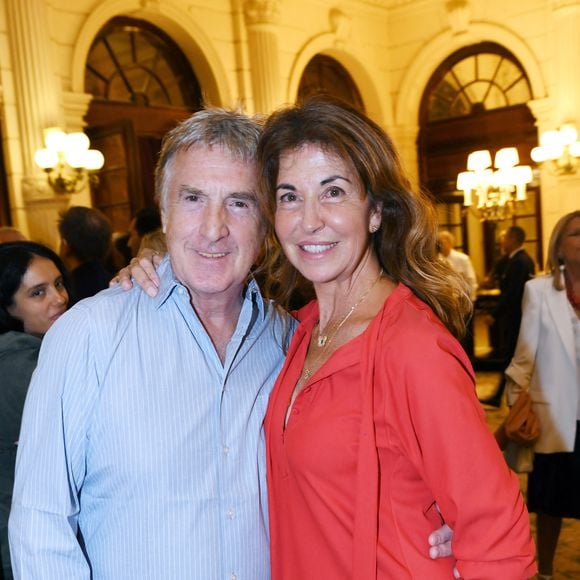 Exclusif - François Cluzet et sa femme Narjiss Slaoui-Falcoz à l'exposition "Douceur animale" de Michel Bassompierre à l'InterContinental Paris - Le Grand le 17 septembre 2024
© Rachid Bellak / Bestimage