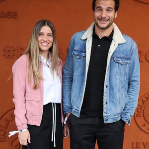 Amir est un papa attentionné et n’hésite pas à partager des moments de complicité avec ses fils sur les réseaux sociaux...

Amir Haddad et sa femme Lital - Célébrités au village des Internationaux de France de tennis de Roland Garros 2024 à Paris le 2 juin 2024. © Jacovides / Moreau / Bestimage