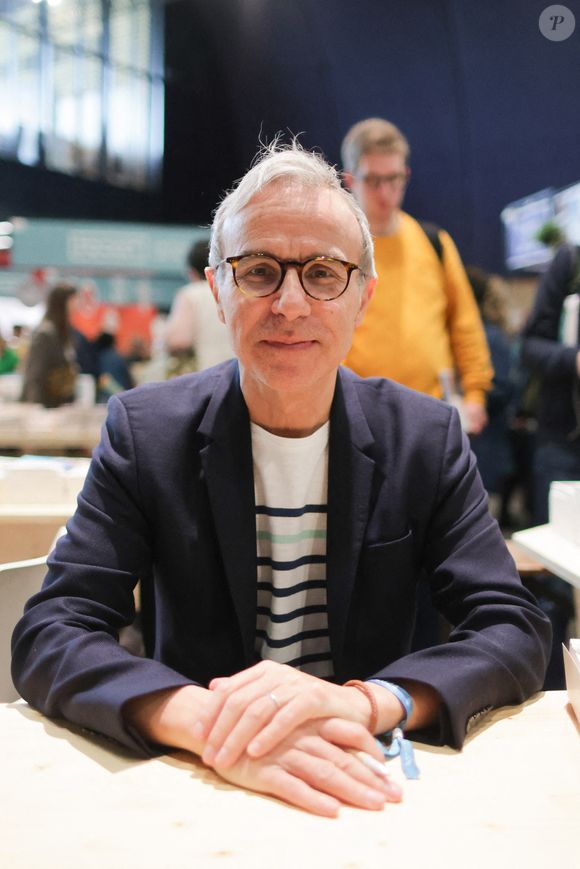 Philippe Besson signe son livre au Festival du livre de Paris, au Grand Palais éphémère, le 13 avril 2024. Photo par Thibaud Moritz/ABACAPRESS.COM