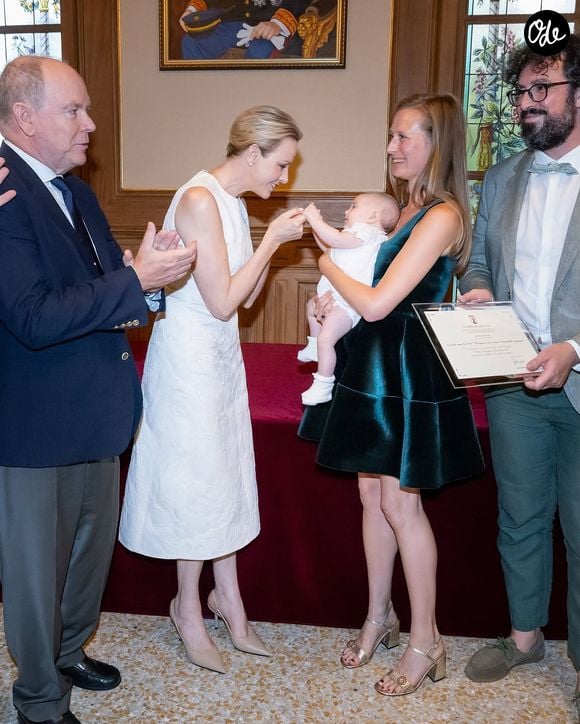 Jacques et Gabriella ont été évoqués lors de leur échange.

Charlene de Monaco est allée à la rencontre de Anna Ella Carlevaris, la 10 000ème citoyenne de la Principauté. Capture d'écran Instagram