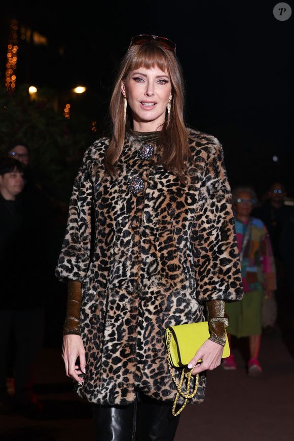 Frederique Bel sur la Croisette pendant le Festival de Cannes le 13 mai 2026 à Cannes, France. Photo by Nacer Aissaoui/ABACAPRESS.COM