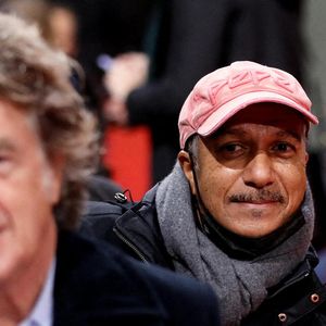 François Cluzet et Pascal Légitimus au Panthéon de Paris, France, le 30 novembre 2021. Photo Dominique Jacovides/Pool/ABACAPRESS.COM