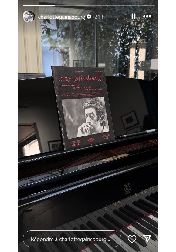 Charlotte Gainsbourg rend hommage à son père, Serge Gainsbourg, sur Instagram, le 2 mars 2025.