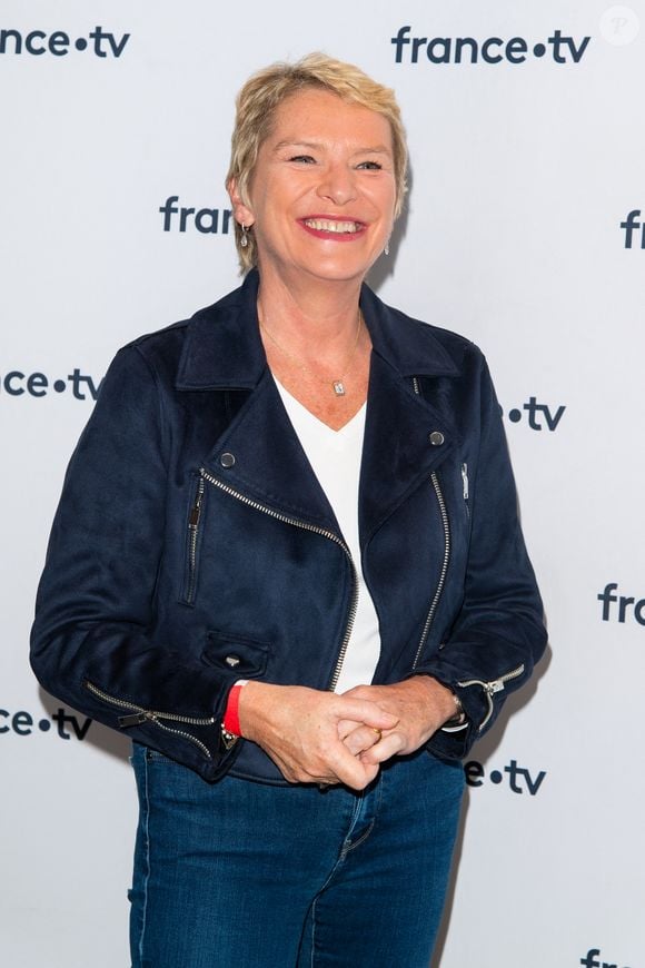 Élise Lucet lors du photocall dans le cadre de la conférence de presse de France Télévisions au Pavillon Gabriel à Paris, France, le 24 août 2021. Pierre Perusseau/Bestimage