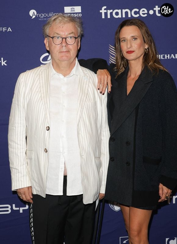 Dominique Besnehard et Camille Cottin au photocall de la cérémonie de clôture lors de la 19ème édition du festival du film francophone d'Angoulême, France, le 29 août 2026. © Coadic Guirec/Bestimage