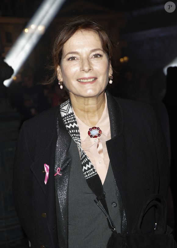 En interview pour Purepeople, Cécilia Hornus nous a parlé de la carrière de sa fille, confiant avoir eu quelques craintes à la voir se diriger à son tour vers cette voie professionnelle.

Cécilia Hornus - Lancement de la campagne Octobre Rose 2024 sur la Place Vendôme à Paris le 30 septembre 2024, autour d'un spectacle magique et émouvant, mettant en scène des femmes concernées, mis en scène par Amir pour le coup d'envoi de la campagne annuelle de lutte contre les cancers du sein. © Coadic Guirec/Bestimage