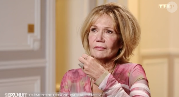 Clémentine Célarié était l'invité d'Audrey Crespo-Mara dans Sept à Huit sur TF1.