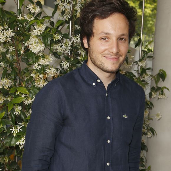 Vianney au village lors des internationaux de tennis de Roland Garros à Paris le 3 juin 2018.
© Christophe Aubert via Bestimage
