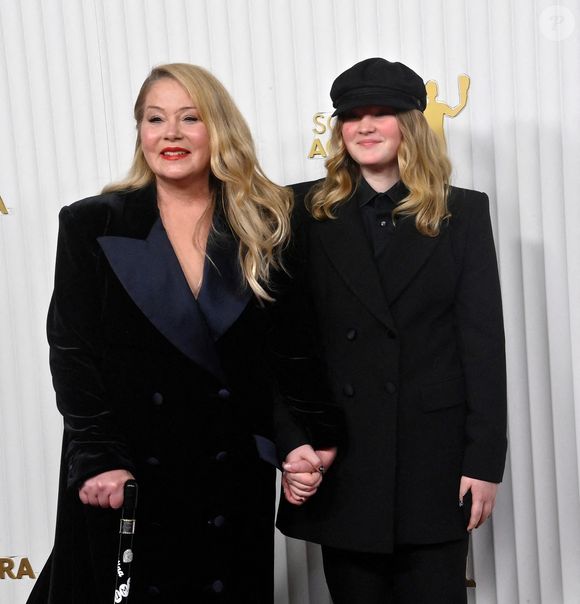 Christina Applegate et sa fille Sadie Grace LeNoble - 29e cérémonie des Screen Actors Guild Awards au Fairmont Century Plaza de Los Angeles. Le 26 février 2023. @ Sthanlee B. Mirador/SPUS/ABACAPRESS.COM