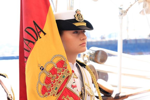 La princesse Leonor à bord du Juan Sebastian Elcano lors d'une étape à Montevideo (Uruguay), le 7 mars 2025.