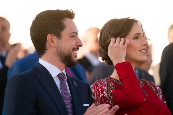 Le prince héritier Hussein de Jordanie et la princesse Rajwa assistent à une cérémonie et à un défilé marquant la date du "couronnement" du roi Abdallah II à Amman, en Jordanie, le 9 juin 2024, dans le cadre du 25e anniversaire (jubilé d'argent) de leur accession au trône hachémite en 1999. © Balkis Press/ABACAPRESS.COM