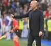 L'époux de Véronique s'est livré à de rares confidences sur sa vie de famille "pleine" et sur son astuce imparable pour capter l'attention de ses fils à l'adolescence. 

Zinédine Zidane lors du match de football de la Ligue des nations de l'UEFA opposant la France à l'Italie (1-1) au Stade de France à Saint-Denis, France, le 2 octobre 2026. © Christian Liewig/Bestimage