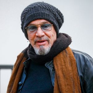 Florent Pagny arrive pour l'enregistrement de l'émission "Vivement Dimanche", présentée par M.Drucker et diffusée sur France 3 le 26 novembre, au Studio Gabriel à Paris, France, le 14 novembre 2023. © Christophe Clovis/Bestimage