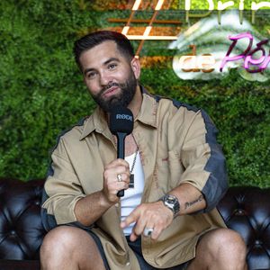 Une décision qu'il assume pleinement. 

Kendji Girac en concert lors du festival de musique du Printemps de Perouges au Chateau de Saint-Maurice-de-Remens le 29 juin 2025. © Sandrine Thesillat / PsNewZ / Bestimage