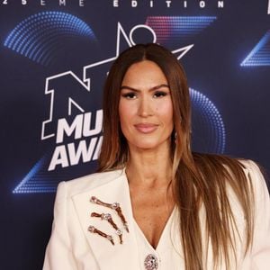 Vitaa au photocall de la 25ème cérémonie des "NRJ Music Awards (NMA)" au palais des Festivals et des Congrès de Cannes, France, le 10 novembre 2023. © Dominique Jacovides/Bestimage