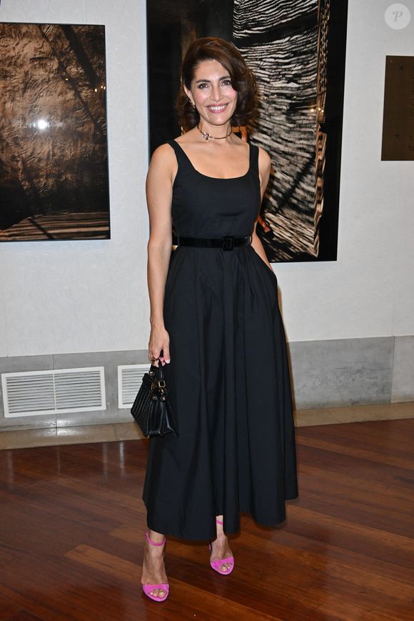 Caterina Murino au 81e Festival de Venise - présentation de l'exposition DIVE&MADRINE © Simone Comi/IPA via ZUMA Press