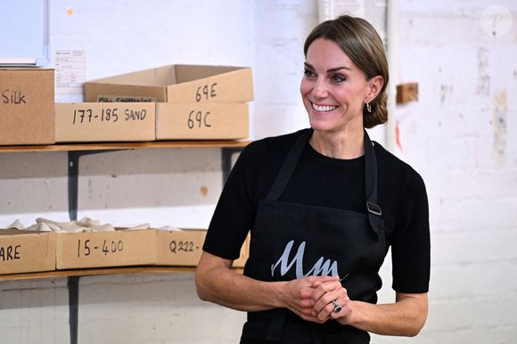 Catherine Kate Middleton, princesse de Galles,  visite Marina Mill, où une petite équipe produit des tissus selon la méthode traditionnelle de sérigraphie, à Cuxton, dans le Kent le 11 septembre 2025.

© Chris J Ratcliffe / Pool / Julien Burton / Bestimage