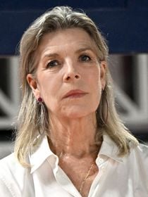 Caroline de Monaco a trouvé refuge dans une bergerie au coeur de la Provence avec 3 de ses enfants, un isolement vital et bénéfique