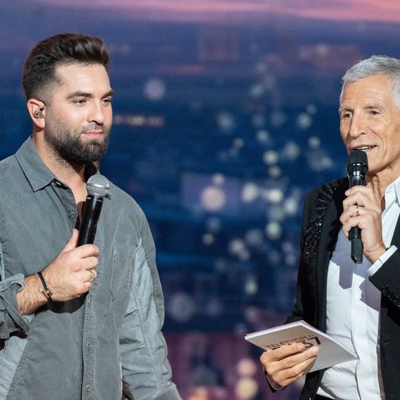 Kendji Girac et Nagui lors du Téléthon 2024, à Saint Denis, près de Paris, France, le 30 novembre 2024.  Photo par Alexis Jumeau/ABACAPRESS.COM