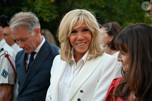 Brigitte Macron - Le président de la République française lors de la commémoration du 78ème anniversaire de la libération de la ville de Bormes-les-Mimosas. Le 19 août 2022
© Philippe Magoni / Pool / Bestimage