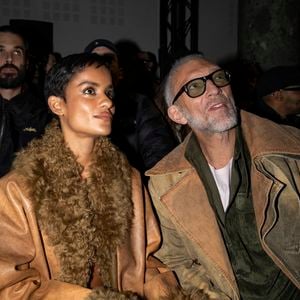 Vincent Cassel et sa compagne Narah Baptista - Célébrités au défilé KidSuper "Collection Homme Prêt-à-Porter Automne/Hiver 2026-2027" lors de la Fashion Week de Paris (PFW) le 24 janvier 2026.© Vincenzo Arzone/Bestimage