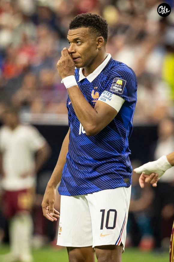 Archives Kylian Mbappe @Elyxandro Cegarra / PsnewZ / Bestimage