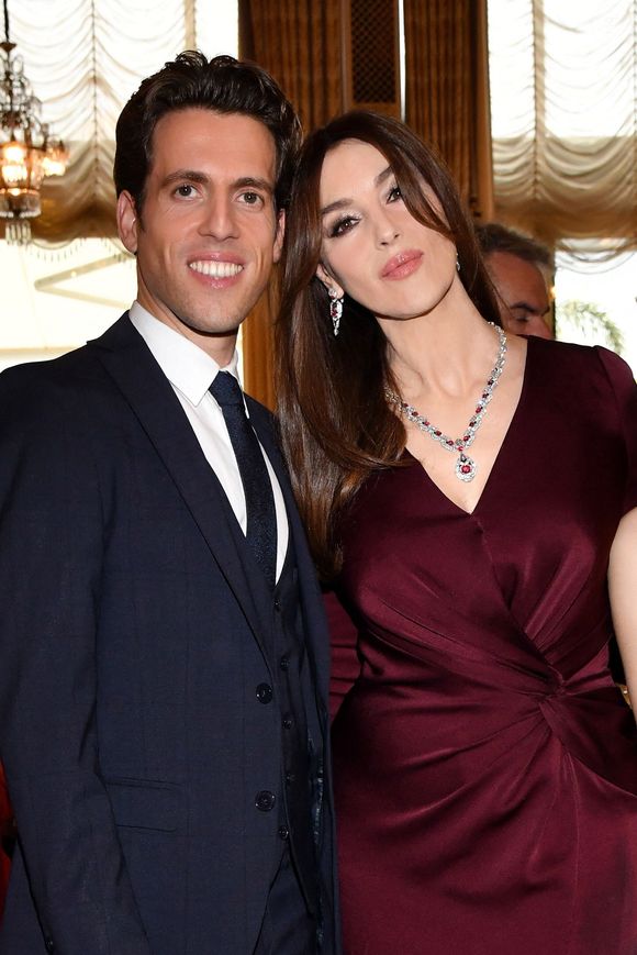 Tom Volf est également particulièrement remonté contre Monica Bellucci, qui incarne justement le rôle de Maria Callas dans ce film

Exclusif - Tom Volf, récompensé dans la catégorie Best Director, Monica Bellucci, récompensée dans la catégorie Best Artist, et Stella Almondo, la jeune pianiste monégasque, récompensée l'an dernier, dans la catégorie Best Music Talent, durant la 2ème édition du Maria Callas Monaco Gala Awards à la salle Empire de l'Hôtel de Paris à Monaco, le 5 mai 2022.  © Bruno Bébert/Bestimage