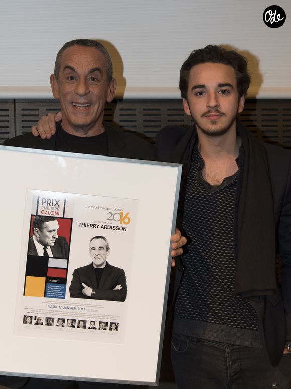 Thierry Ardisson et son fils Gaston Ardisson - Cérémonie du Prix Philippe Caloni décerné à Thierry Ardisson à la SCAM (Société civile des auteurs multimedia) à Paris le 17 janvier 2017. © Pierre Perusseau/Bestimage
