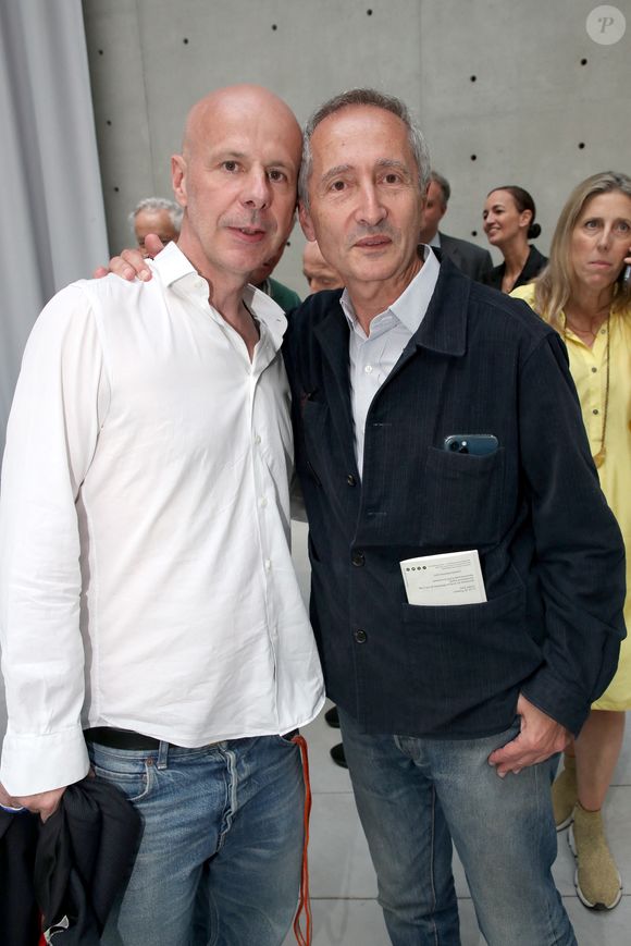 Exclusif - Philippe Parreno (artiste exposé) et Bernard Blistène - Vernissage de l'Exposition "Une seconde d'éternité" à la Bourse de Commerce - Pinault Collection à Paris le 21 Juin 2022. © Bertrand Rindoff/Bestimage