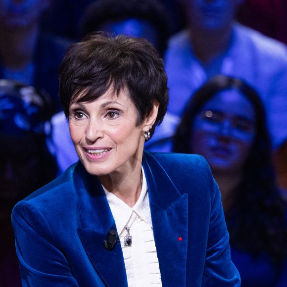 Il a été formé sous la direction de Marie-Claude Pietragalla  ancienne jurée de l'émission

Exclusif - Marie Claude Pietragalla lors de l'enregistrement de l'émission "La Boîte à secrets", présentée par Faustine Bollaert et diffusée le 17 octobre sur France 3, dans les studios du Lendit à Saint-Denis, France, le 23 septembre 2025. © Cyril Moreau/Bestimage