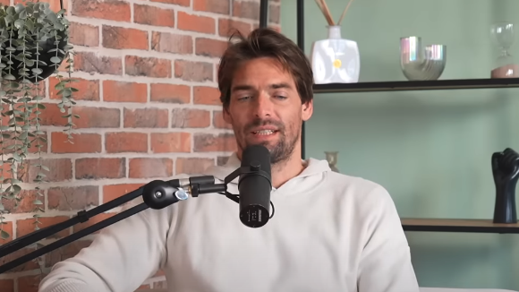 Camille Lacourt sur Youtube.