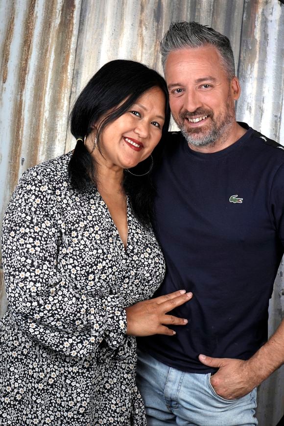 Exclusif - Olivier et Soukdavone Gayat ("Familles nombreuses la vie en XXL") invités de l'émission "Chez Jordan". Paris. Le 20 mai 2022. 
© Cédric Perrin/Bestimage