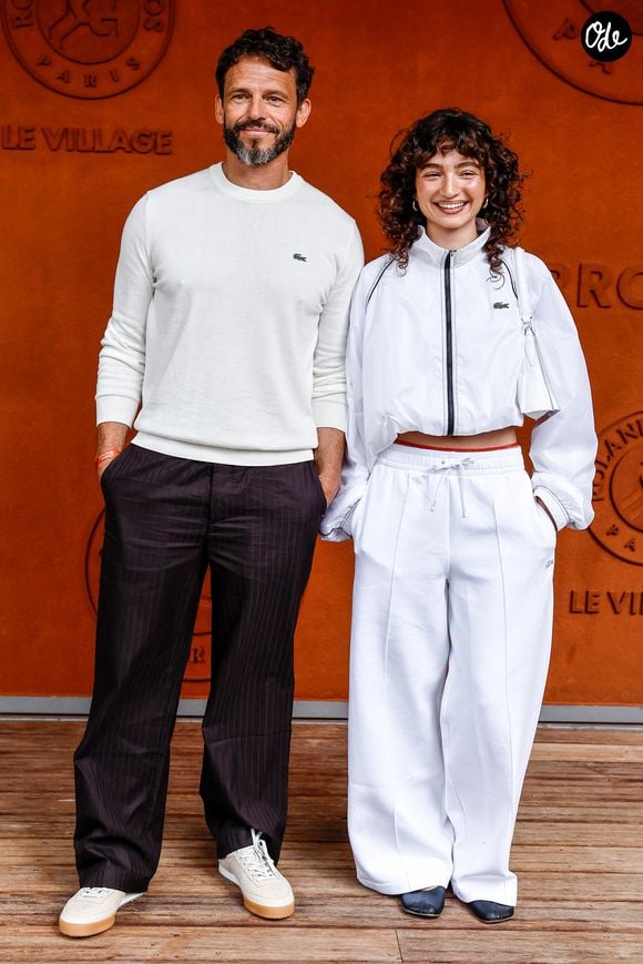 Arnaud Binard et sa fille Maya Rose Binard au photocall du village lors des Internationaux de France de Tennis de Roland Garros 2026, à Paris, France, le 4 juin 2026. © Jacovides-Moreau/Bestimage
