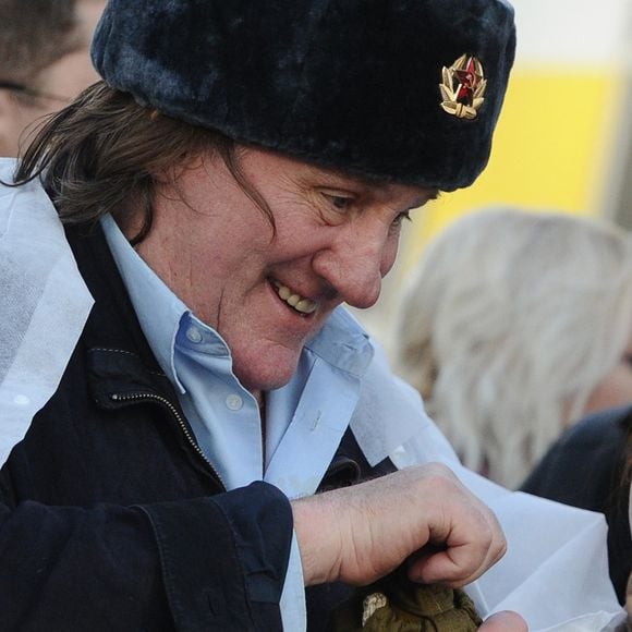 Gerard Depardieu rencontre les commercants de son quartier a Saransk lors d'une visite d'un complexe agricole le 24 fevrier 2013.
ITAR TASS / BESTIMAGE