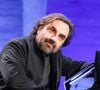 Invité sur RTL, André Manoukian s’est confié sur son tout premier amour de vacances.

André Manoukian lors de la semaine du son de l'UNESCO à Paris. © Coadic Guirec/Bestimage