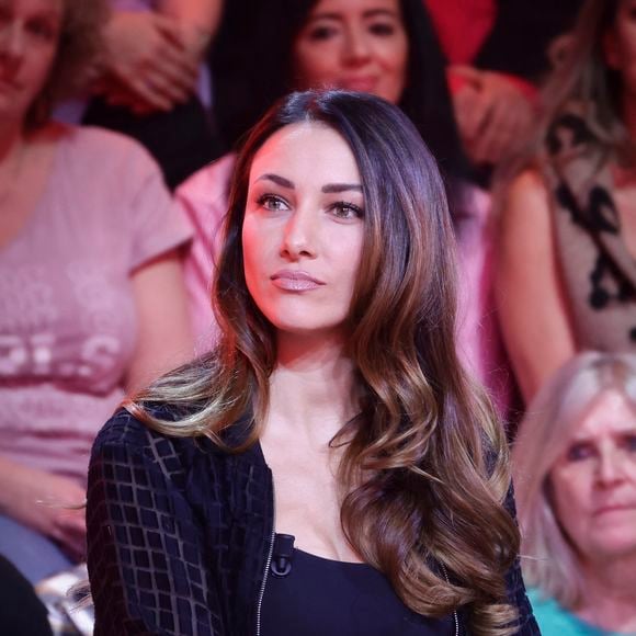 Et pour cause, à chaque fois qu'elle passe le casting, la production trouve "des excuses" pour ne pas la prendre.

Exclusif - Delphine Wespiser, sur le plateau de TBT9, le 14 janvier 2026.

Photo : Jack Tribeca / Bestimage