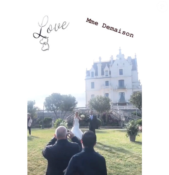 François-Xavier Demaison et Anaïs Tihay se sont mariés le 7 juin 2019 dans les Pyrénées-Orientales, unis à la mairie de Perpignan avant de célébrer leurs noces au château de Valmy à Argelès-sur-Mer. Image Instagram.