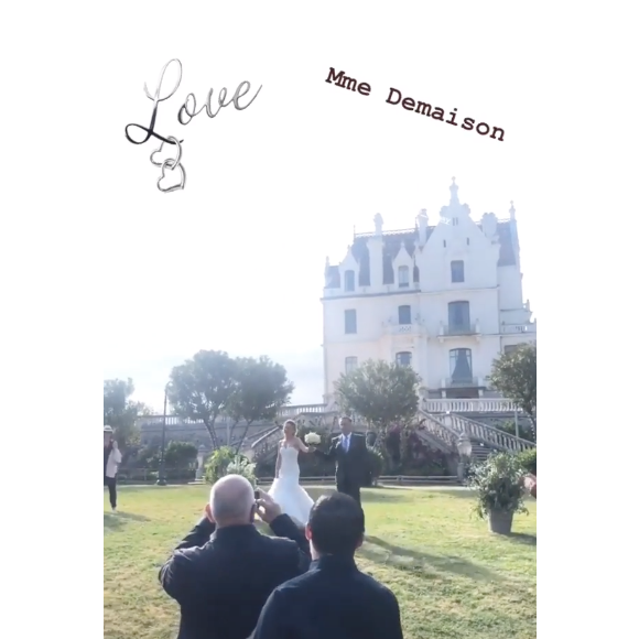 François-Xavier Demaison et Anaïs Tihay se sont mariés le 7 juin 2019 dans les Pyrénées-Orientales, unis à la mairie de Perpignan avant de célébrer leurs noces au château de Valmy à Argelès-sur-Mer. Image Instagram.