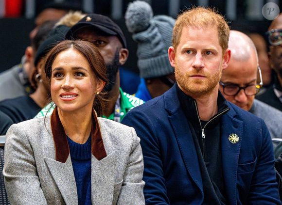 Le prince Harry et Meghan Markle assistent à un match de basketball en fauteuil lors des "Invictus Games Vancouver Whistler 2025" à Vancouver, le 9 février 2025.

Photo : Backgrid USA / Bestimage