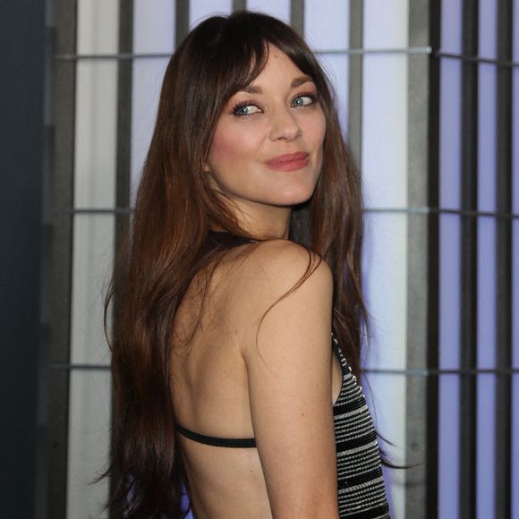 Marion Cotillard assiste à la première new-yorkaise de la saison 4 de The Morning Show sur Apple TV au Museum of Modern Art. Le 9 septembre à New York. Photo : DPA/ABACA