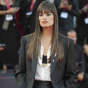 Clara Luciani foule le tapis rouge pour la projection de Frankenstein lors de la 82e édition du Festival international du film de Venise, à Venise, en Italie, le 30 août 2025. Photo by Laurent Lairys/ABACAPRESS.COM