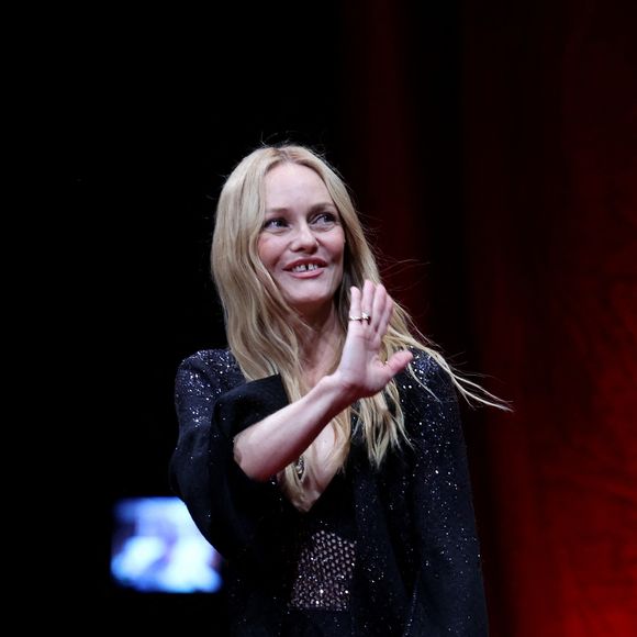 Vanessa Paradis lors de la 15ème édition du festival Lumière à Lyon le 12 octobre 2024.

© Dominique Jacovides / Bestimage