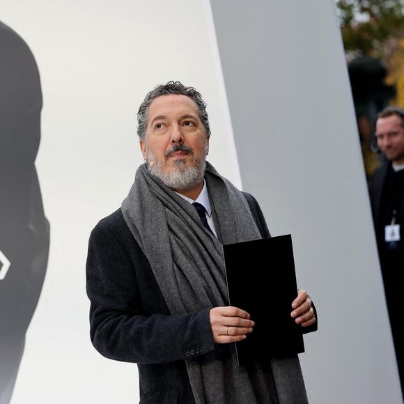 Comédien français renommé, Guillaume Gallienne possède aussi un arbre généalogique passionnant !


Guillaume Gallienne lors de la cérémonie de panthéonisation de Robert Badinter , ancien ministre de la Justice et président du Conseil constitutionnel
© Dominique Jacovides / Bestimage