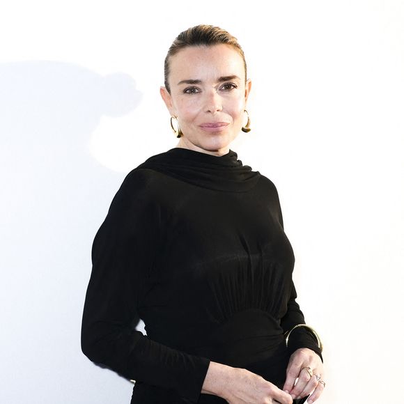 Elle est l'un des visages phares du 7ème art français !

Exclusif - Elodie Bouchez pose en backstage de l'émission "C à vous" lors du 78ème Festival International du Film de Cannes © Jack Tribeca / Bestimage