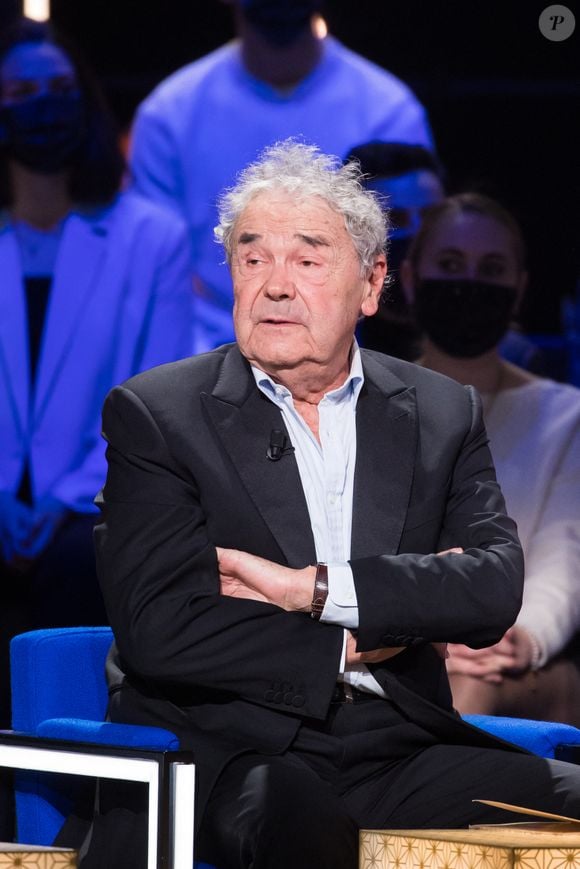 Pierre Perret - Enregistrement de l'émission "La boîte à Secrets 9" à Paris, qui sera diffusée le 9 septembre sur France 3.
© Tiziano Da Silva / Bestimage
