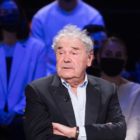 Pierre Perret - Enregistrement de l'émission "La boîte à Secrets 9" à Paris, qui sera diffusée le 9 septembre sur France 3.
© Tiziano Da Silva / Bestimage