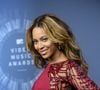 Beyoncé a prouvé une nouvelle fois son statut de Queen B durant ses trois dates à Paris.
Beyonce pose avec son prix dans la pressroom des MTV Video Music Awards à Inglewood
©Agence / Bestimage